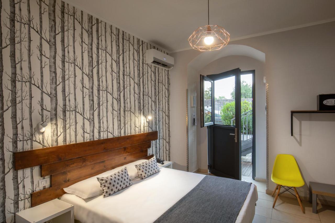 Urban Garden Hotell 3*